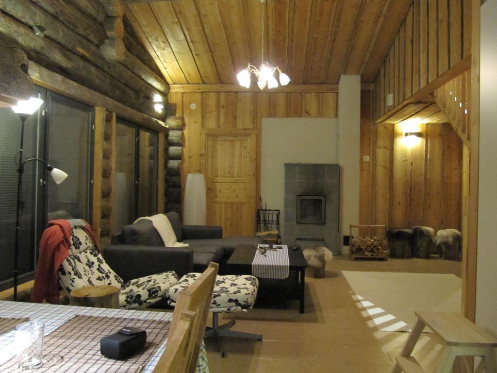 Revontuli Cottage كولاري الغرفة الصورة